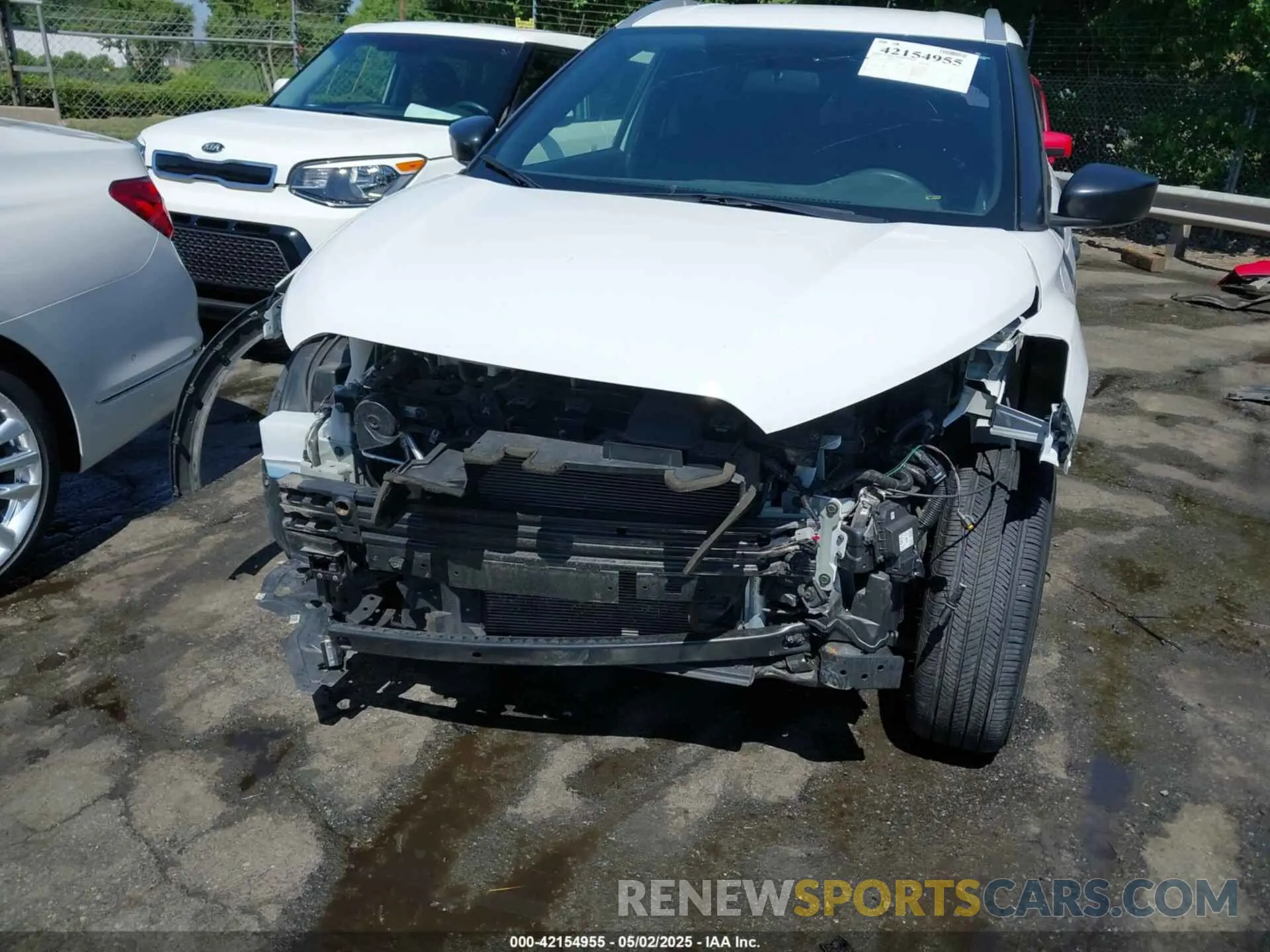 6 Photograph of a damaged car 3N1CP5CU4KL501115 NISSAN KICKS 2019