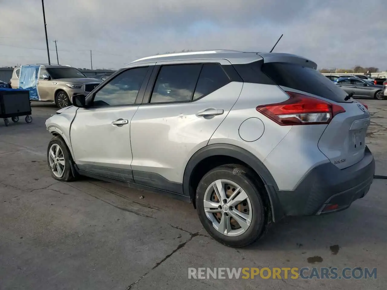 2 Photograph of a damaged car 3N1CP5CU4KL506153 NISSAN KICKS 2019