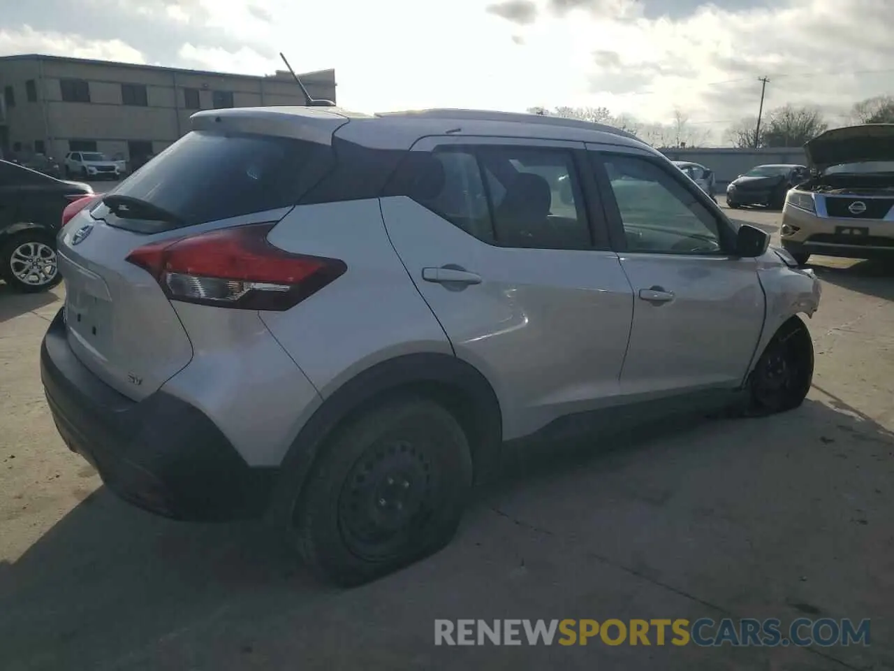 3 Photograph of a damaged car 3N1CP5CU4KL506153 NISSAN KICKS 2019