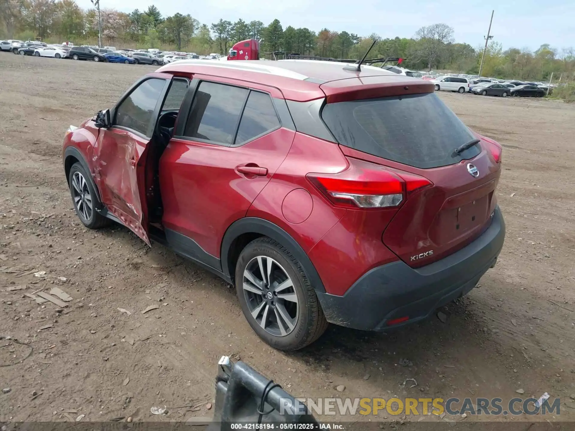 3 Photograph of a damaged car 3N1CP5CU4KL509554 NISSAN KICKS 2019