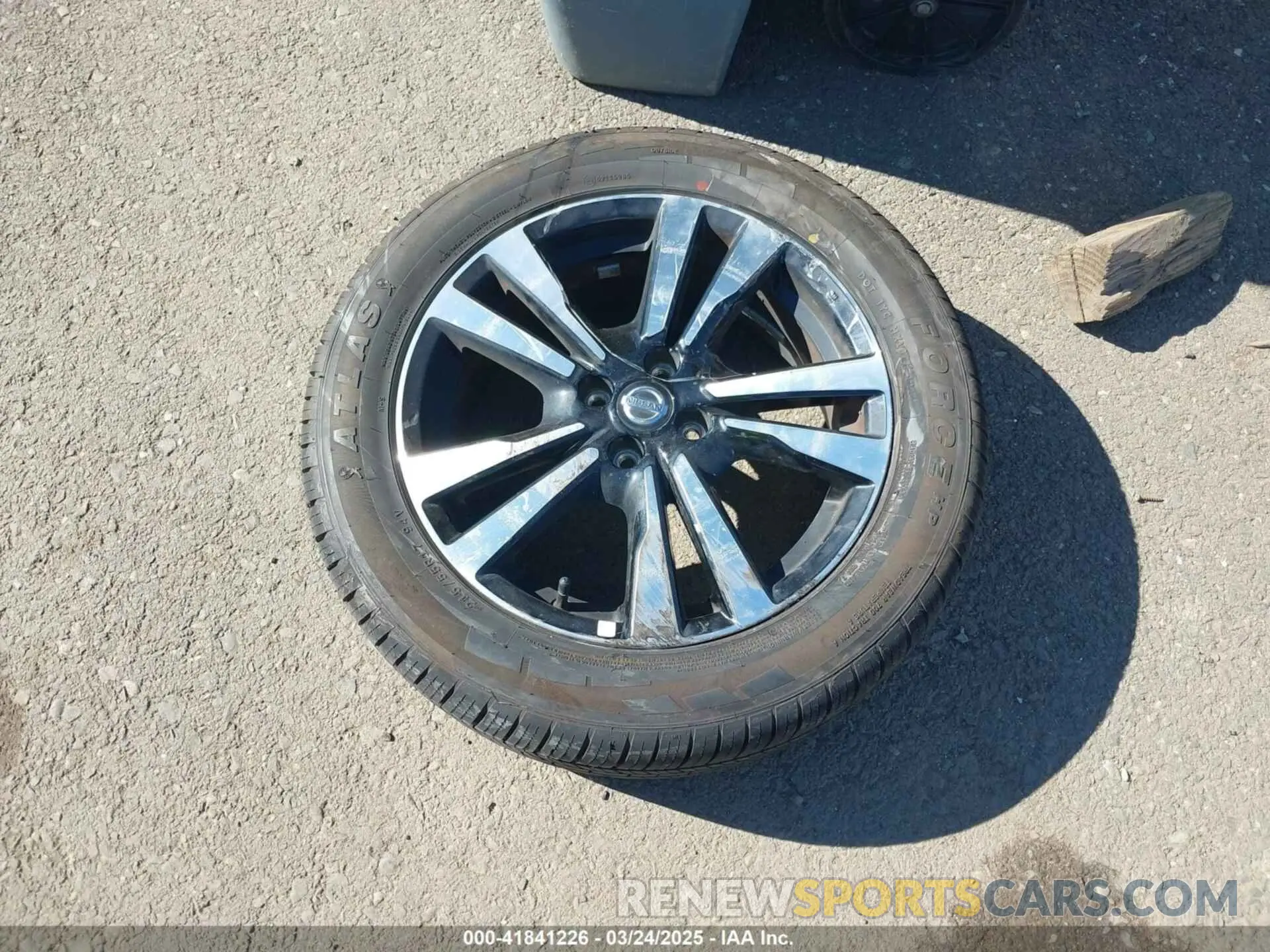 12 Photograph of a damaged car 3N1CP5CU4KL511255 NISSAN KICKS 2019