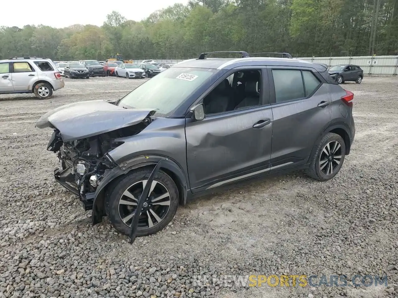 1 Photograph of a damaged car 3N1CP5CU4KL513393 NISSAN KICKS 2019