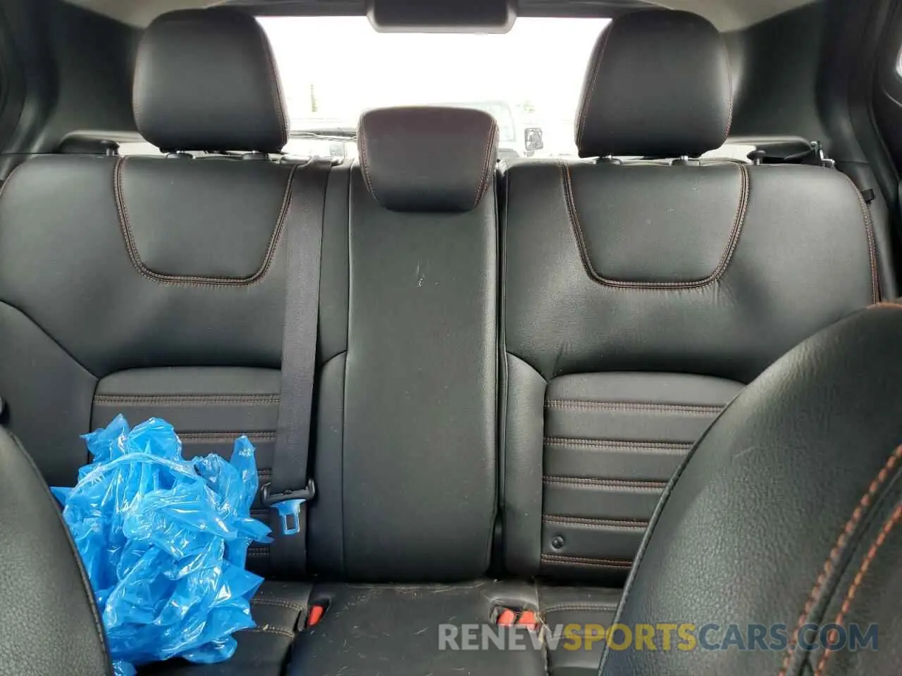 10 Photograph of a damaged car 3N1CP5CU4KL514642 NISSAN KICKS 2019