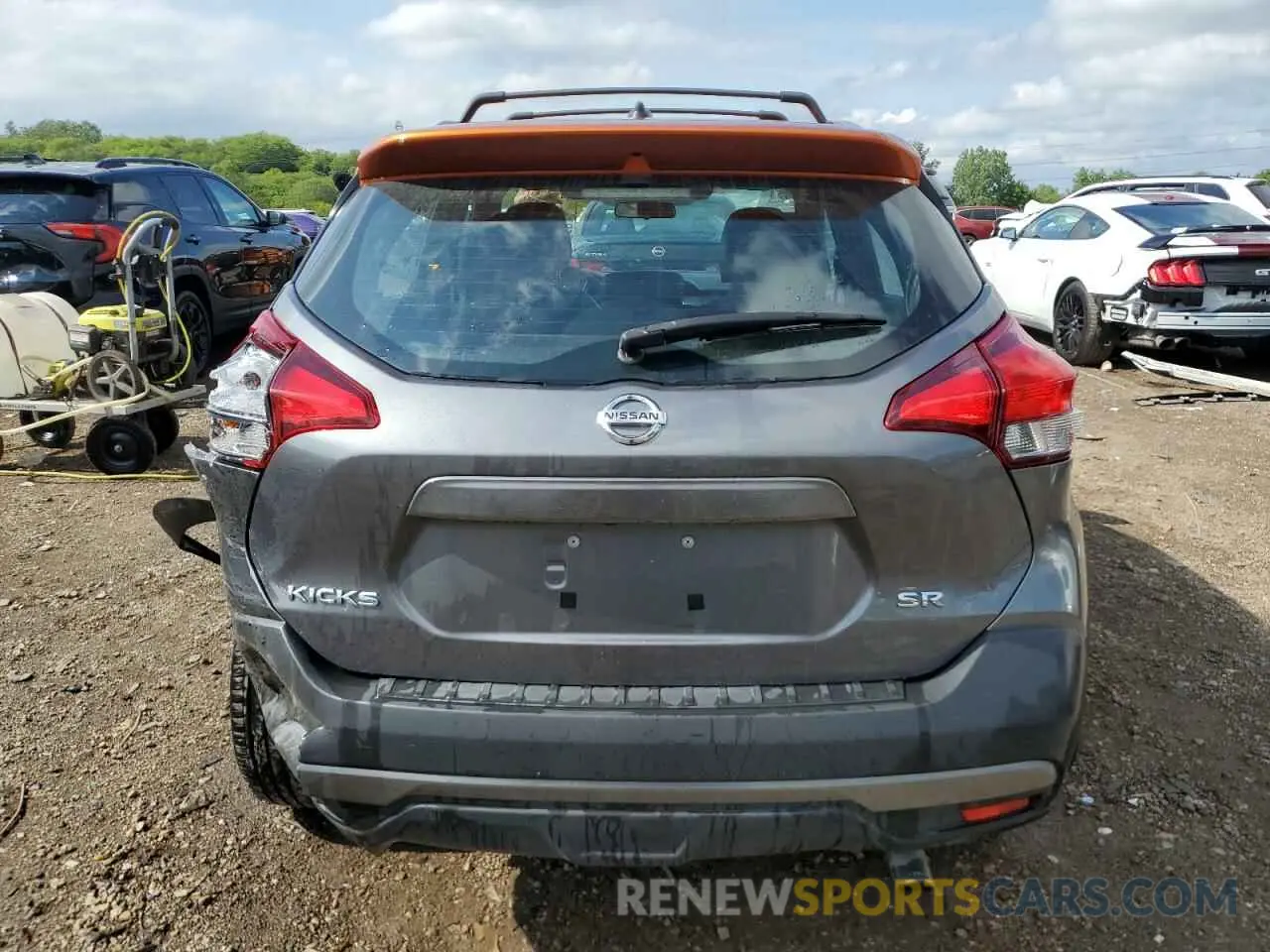 6 Photograph of a damaged car 3N1CP5CU4KL514642 NISSAN KICKS 2019