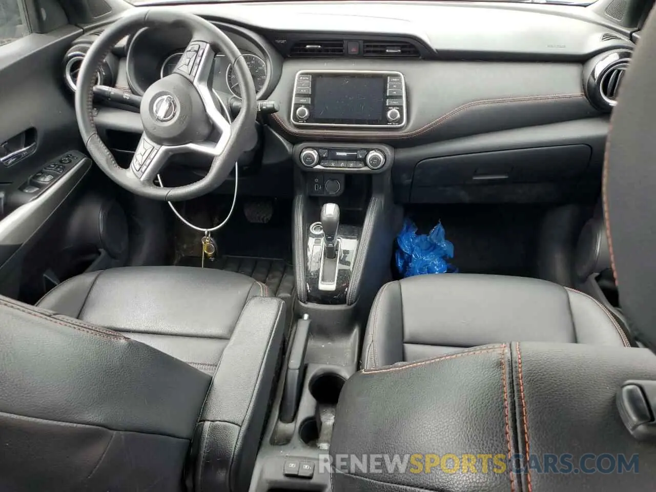 8 Photograph of a damaged car 3N1CP5CU4KL514642 NISSAN KICKS 2019