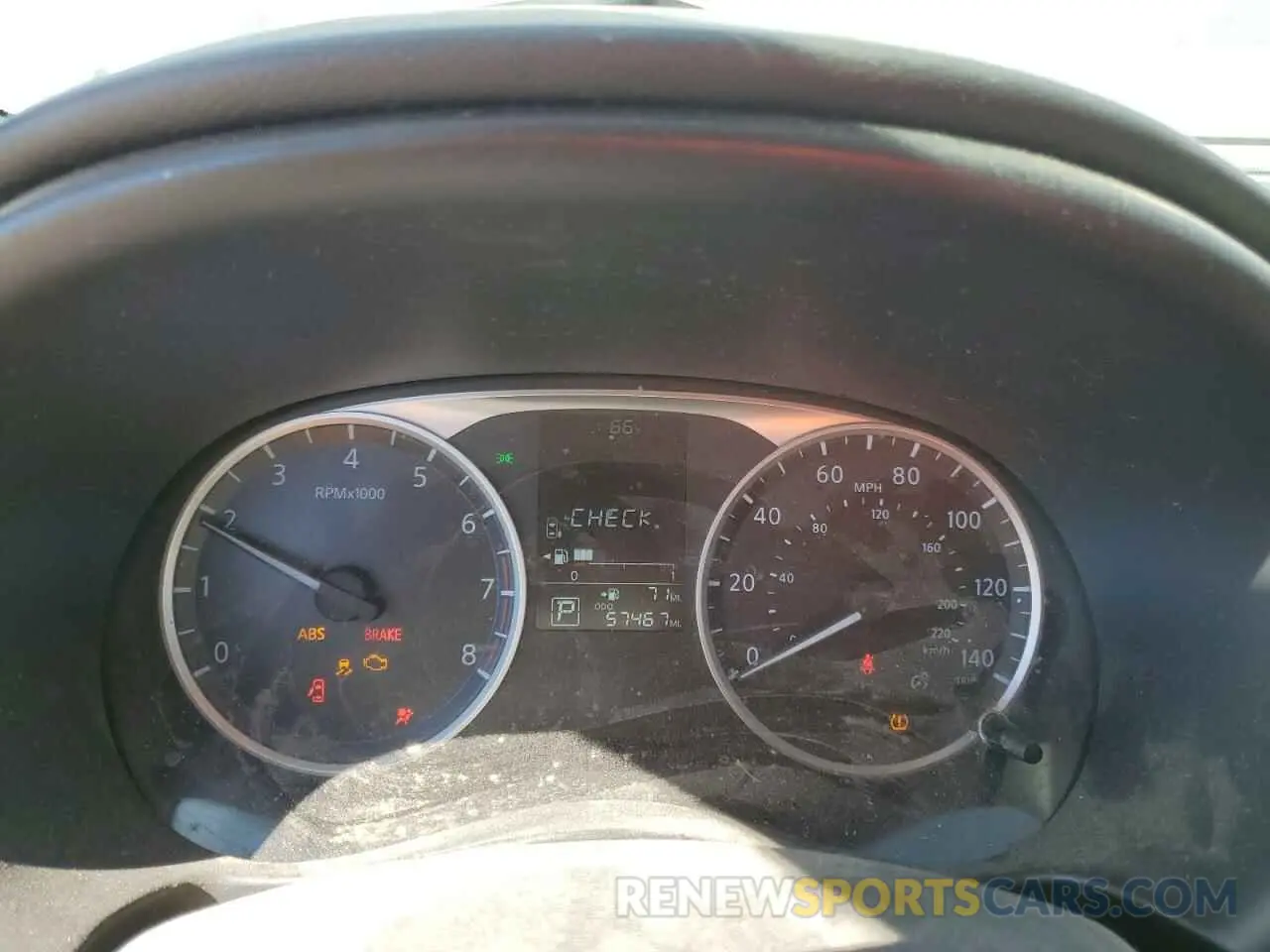 9 Photograph of a damaged car 3N1CP5CU4KL518254 NISSAN KICKS 2019
