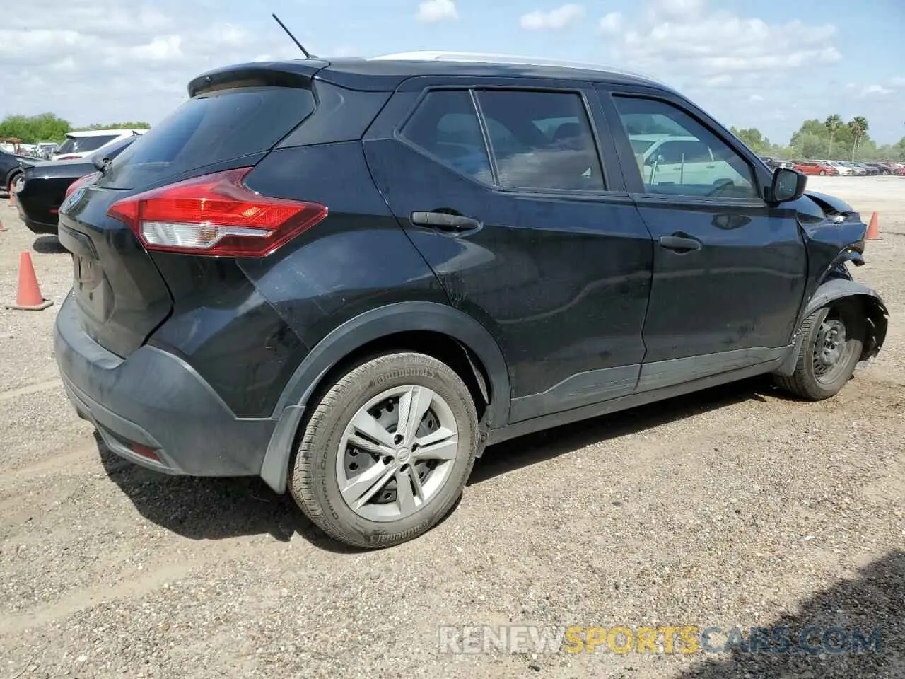 3 Photograph of a damaged car 3N1CP5CU4KL540951 NISSAN KICKS 2019