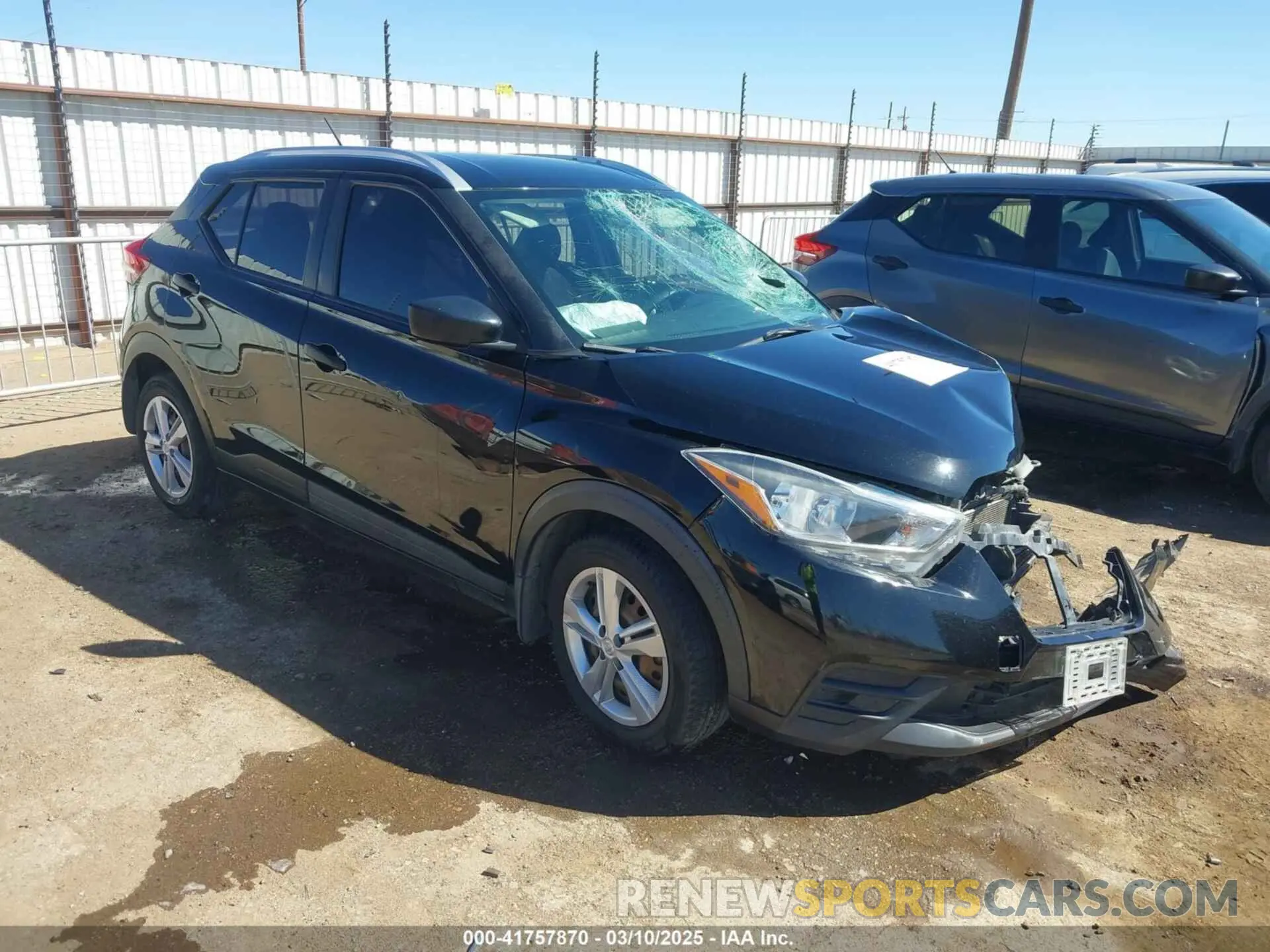 1 Photograph of a damaged car 3N1CP5CU4KL542814 NISSAN KICKS 2019