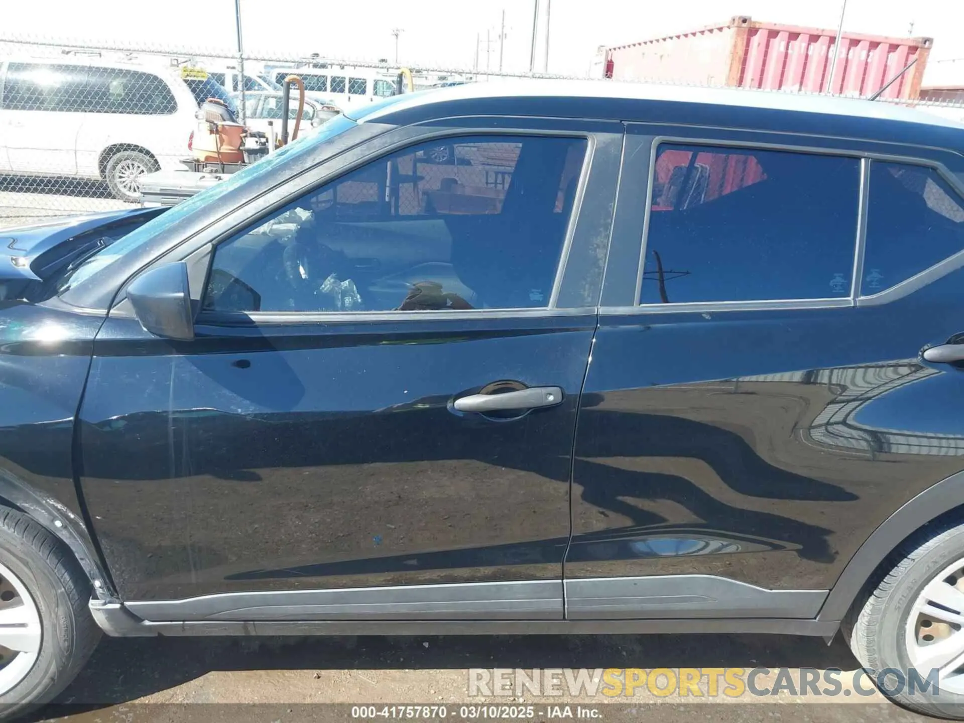 14 Photograph of a damaged car 3N1CP5CU4KL542814 NISSAN KICKS 2019