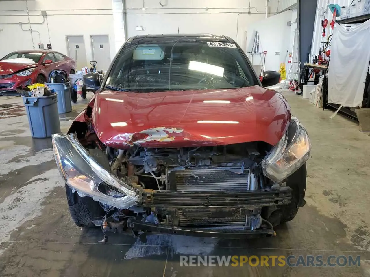 5 Photograph of a damaged car 3N1CP5CU4KL558852 NISSAN KICKS 2019