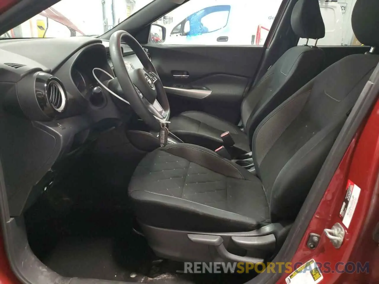 7 Photograph of a damaged car 3N1CP5CU4KL558852 NISSAN KICKS 2019