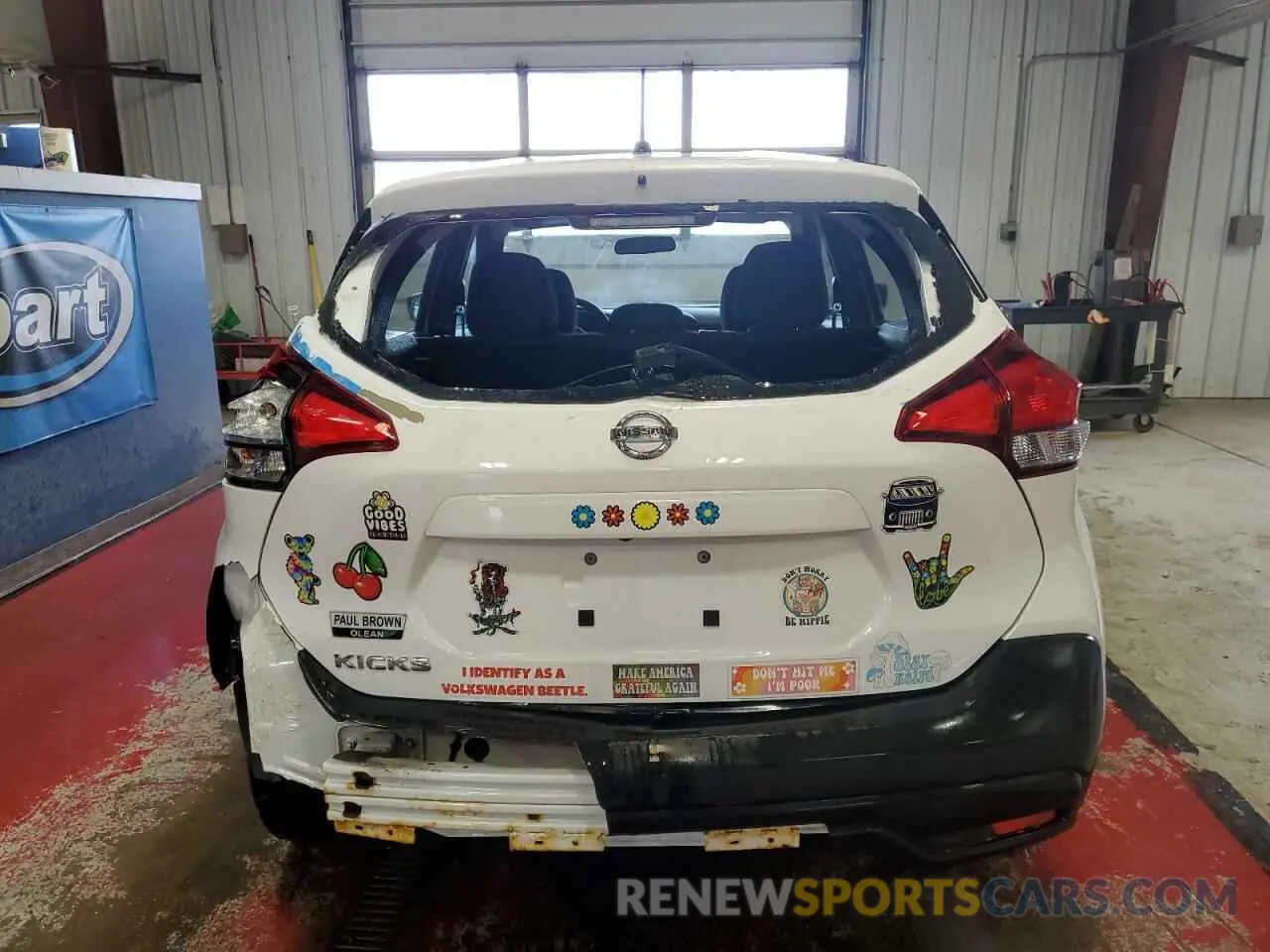 6 Photograph of a damaged car 3N1CP5CU4KL561427 NISSAN KICKS 2019