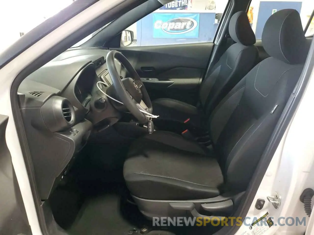 7 Photograph of a damaged car 3N1CP5CU4KL561427 NISSAN KICKS 2019