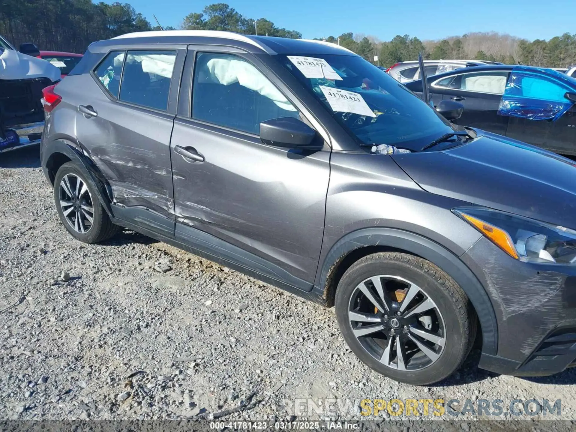 6 Photograph of a damaged car 3N1CP5CU5KL479433 NISSAN KICKS 2019