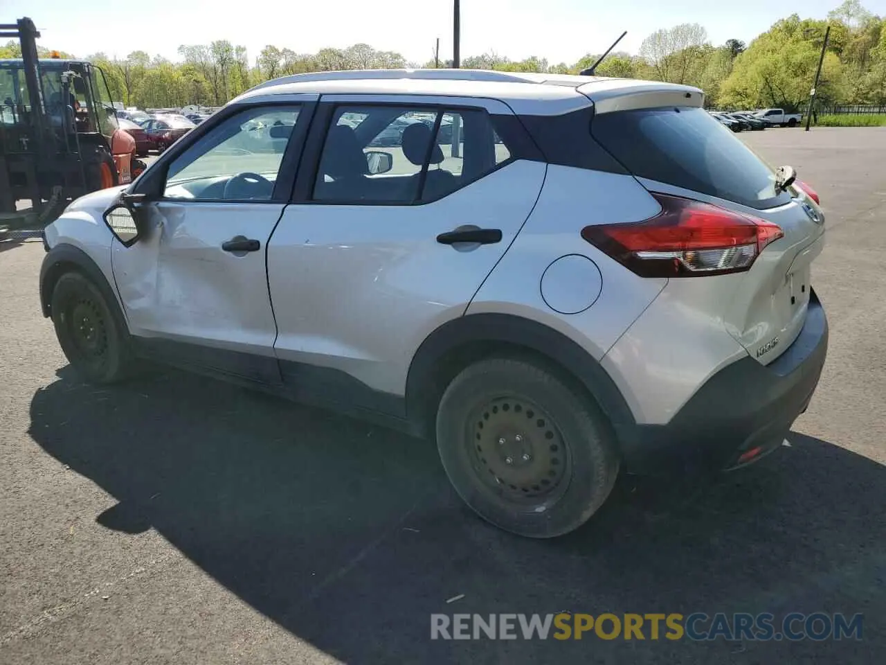 2 Photograph of a damaged car 3N1CP5CU5KL483109 NISSAN KICKS 2019