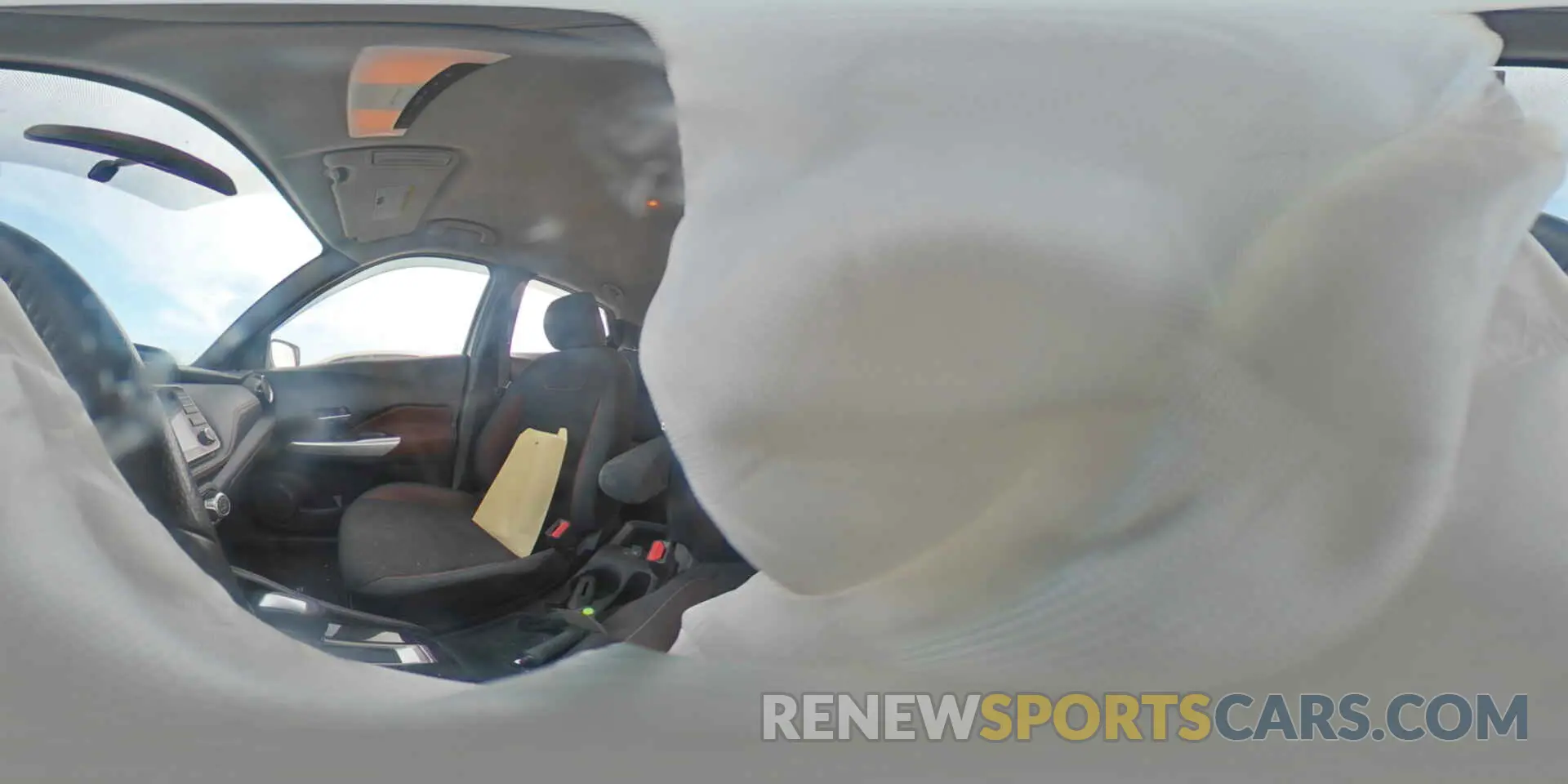 13 Photograph of a damaged car 3N1CP5CU5KL483319 NISSAN KICKS 2019