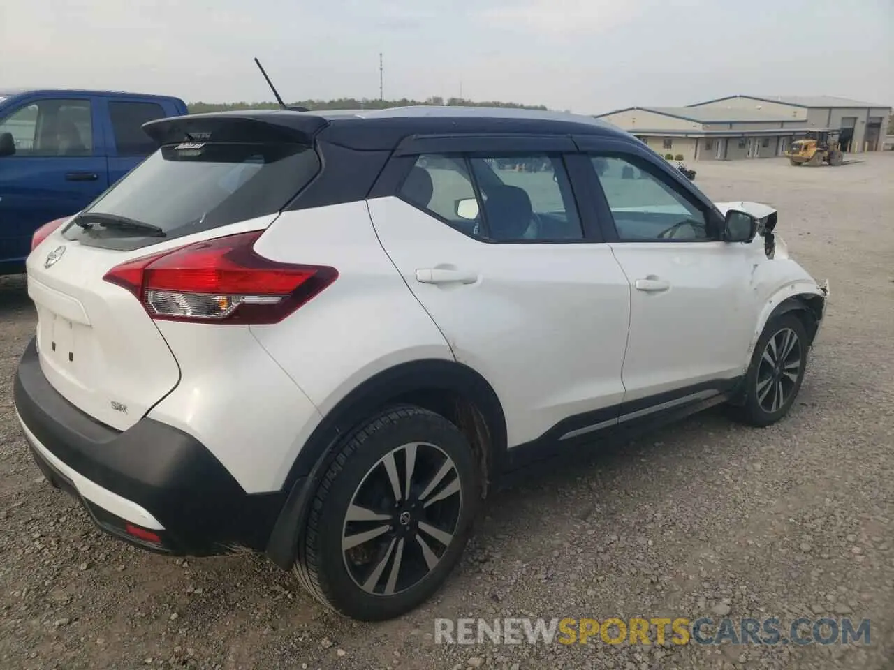 3 Photograph of a damaged car 3N1CP5CU5KL483319 NISSAN KICKS 2019