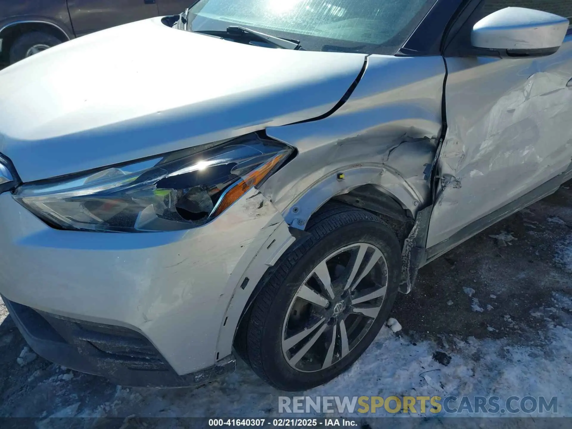 6 Photograph of a damaged car 3N1CP5CU5KL498273 NISSAN KICKS 2019