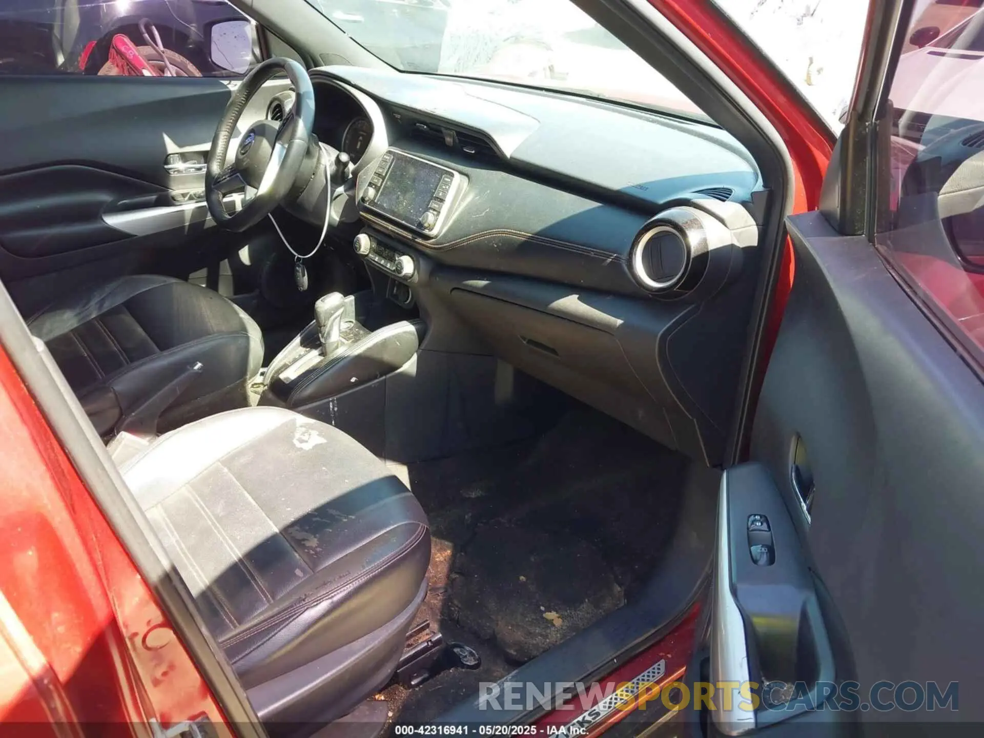 5 Photograph of a damaged car 3N1CP5CU5KL499178 NISSAN KICKS 2019