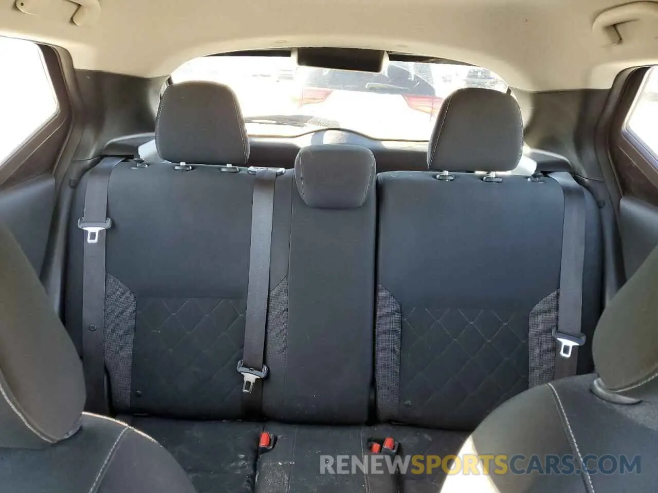 10 Photograph of a damaged car 3N1CP5CU5KL499441 NISSAN KICKS 2019