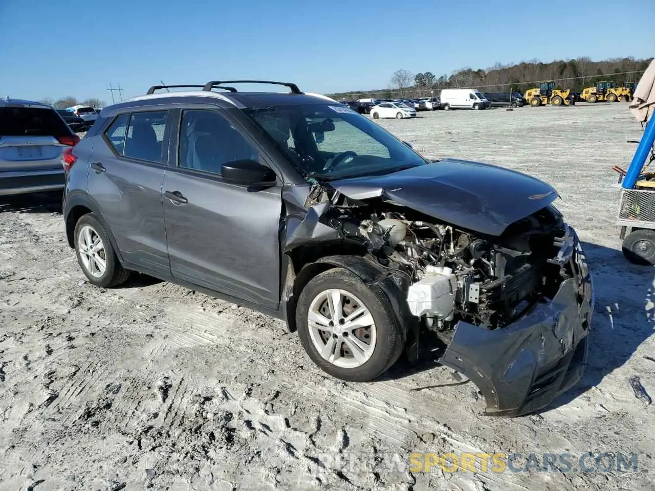 4 Photograph of a damaged car 3N1CP5CU5KL499441 NISSAN KICKS 2019