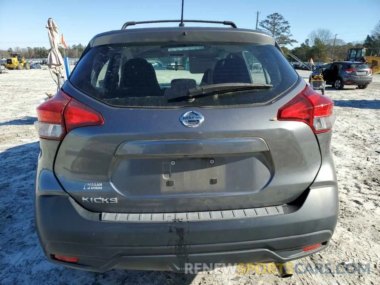 6 Photograph of a damaged car 3N1CP5CU5KL499441 NISSAN KICKS 2019