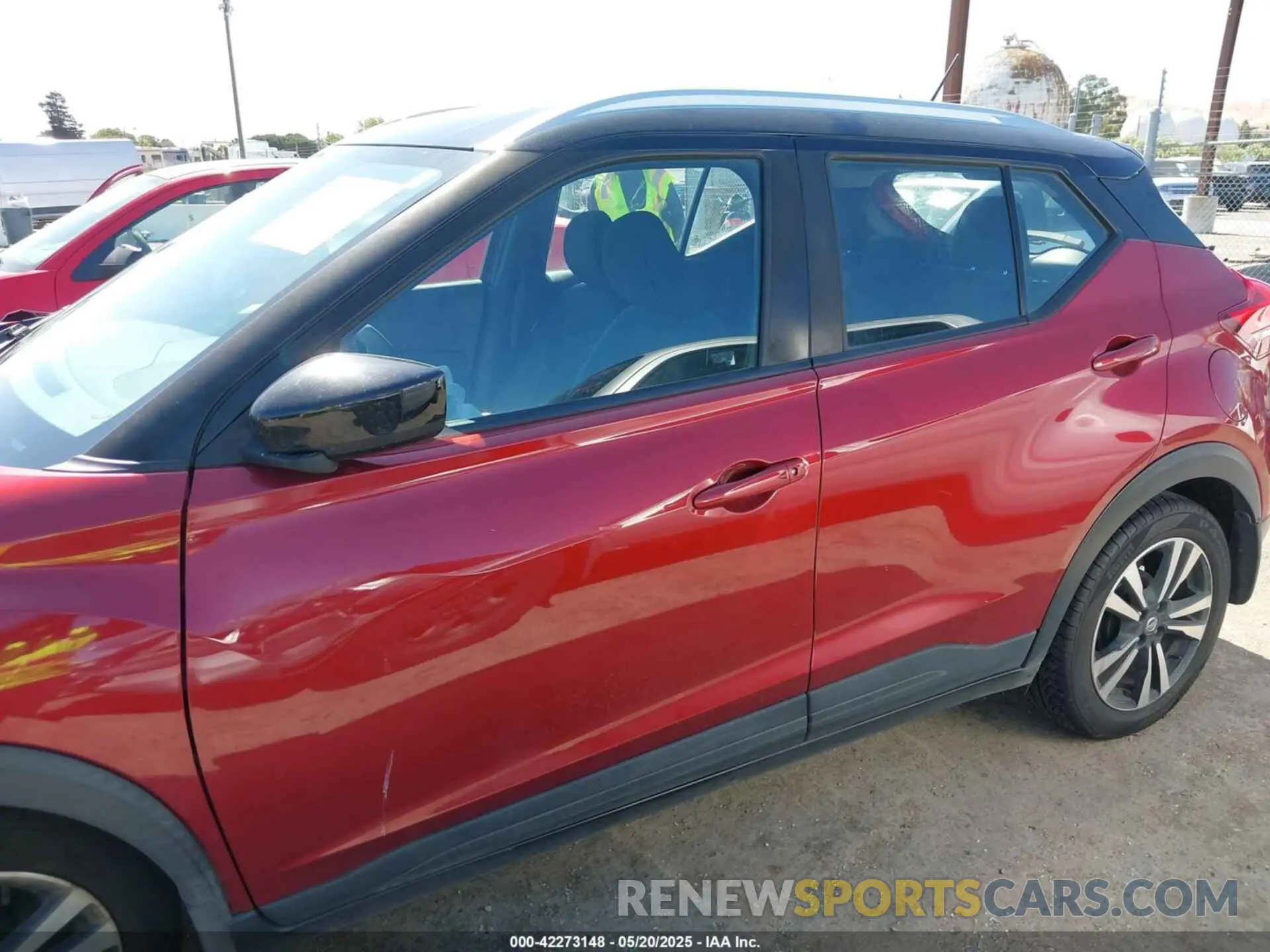 14 Photograph of a damaged car 3N1CP5CU5KL504251 NISSAN KICKS 2019
