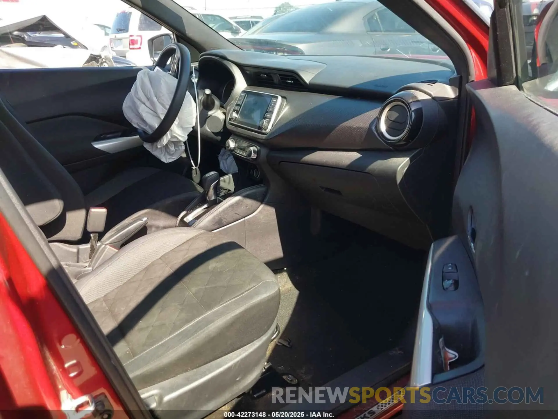 5 Photograph of a damaged car 3N1CP5CU5KL504251 NISSAN KICKS 2019
