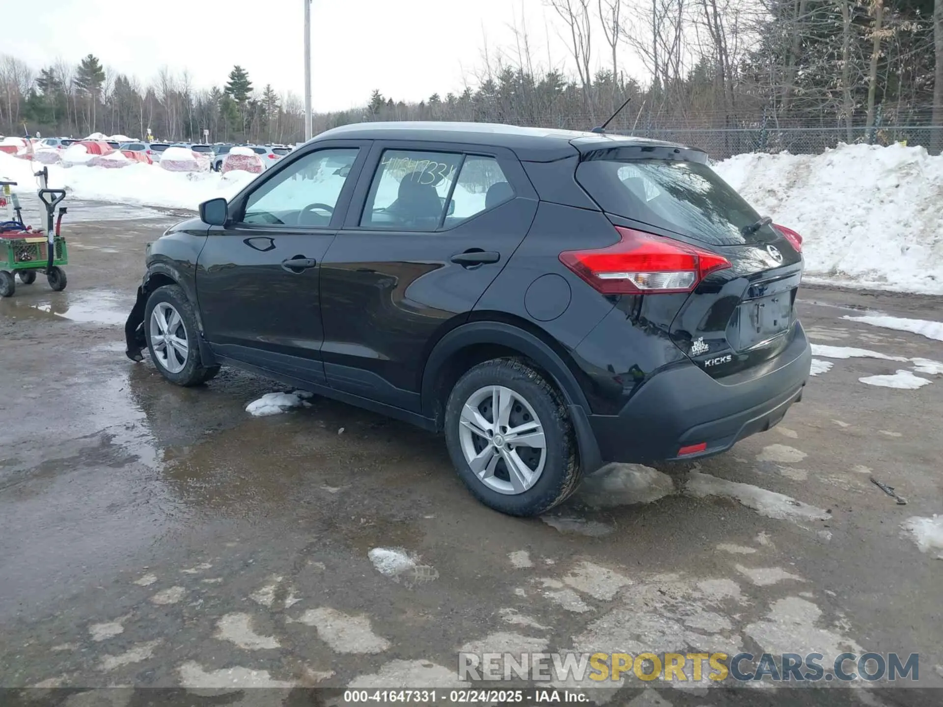 3 Photograph of a damaged car 3N1CP5CU5KL506517 NISSAN KICKS 2019