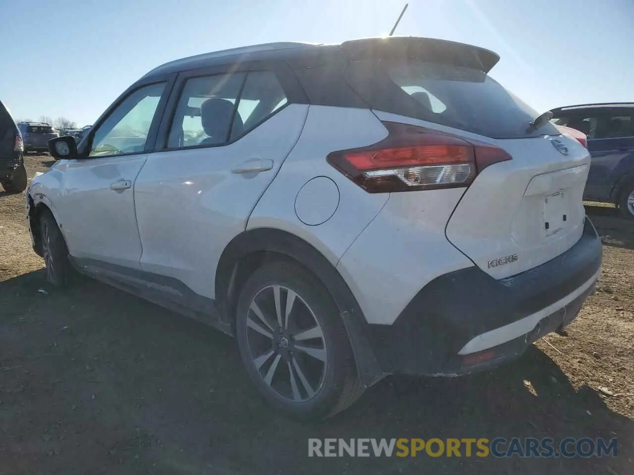 2 Photograph of a damaged car 3N1CP5CU5KL508557 NISSAN KICKS 2019