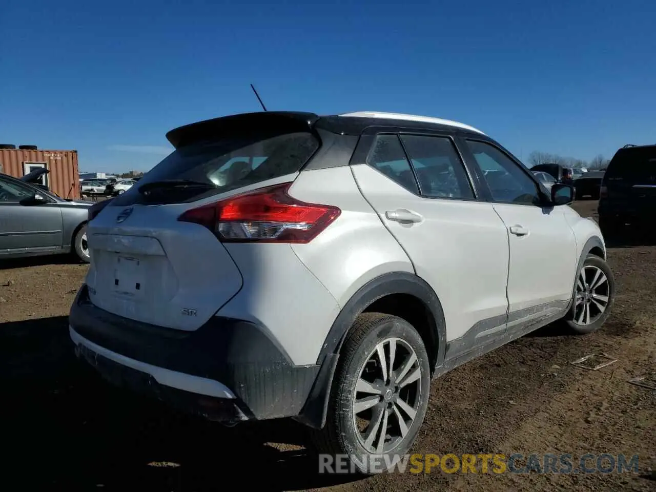 3 Photograph of a damaged car 3N1CP5CU5KL508557 NISSAN KICKS 2019