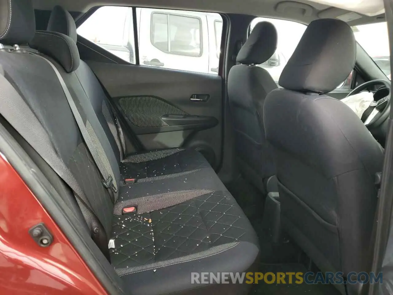 10 Photograph of a damaged car 3N1CP5CU5KL509711 NISSAN KICKS 2019