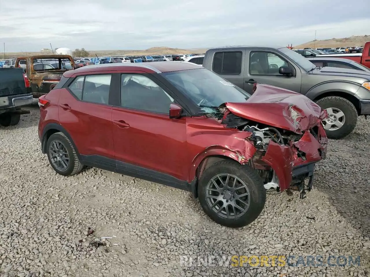 4 Photograph of a damaged car 3N1CP5CU5KL509711 NISSAN KICKS 2019