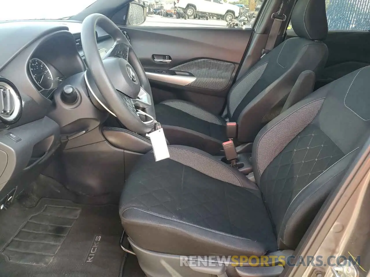 7 Photograph of a damaged car 3N1CP5CU5KL512964 NISSAN KICKS 2019