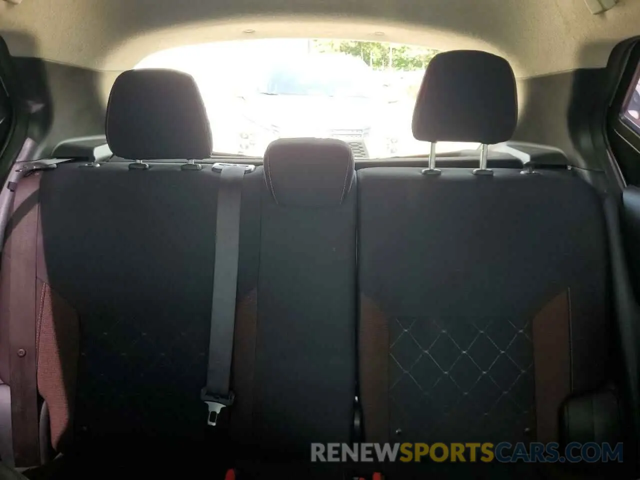 10 Photograph of a damaged car 3N1CP5CU5KL514570 NISSAN KICKS 2019