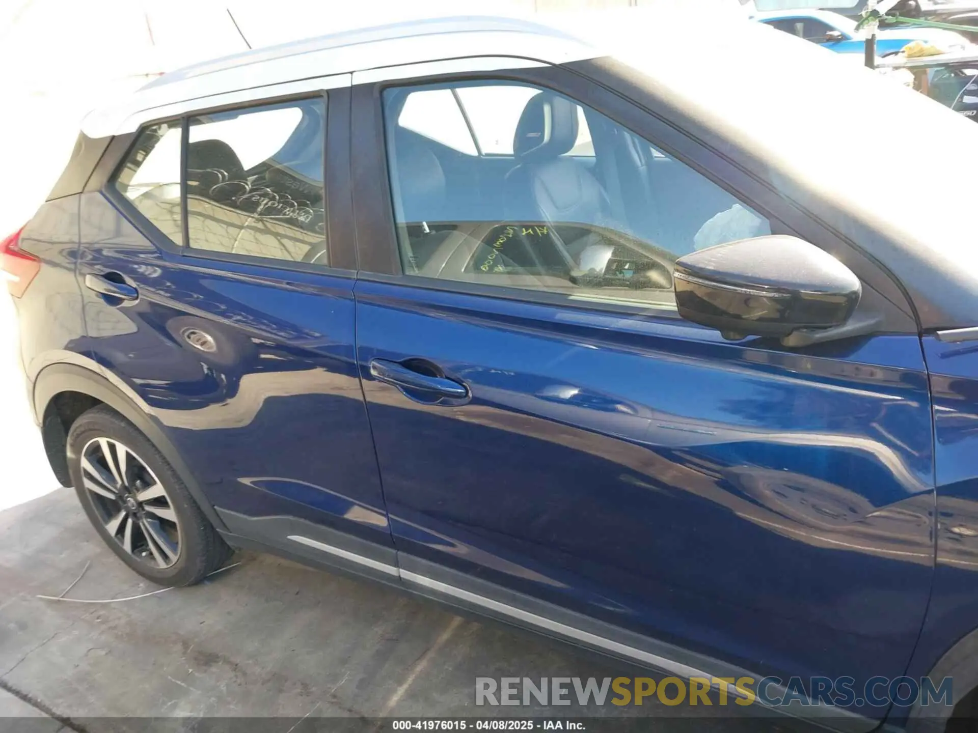 14 Photograph of a damaged car 3N1CP5CU5KL517856 NISSAN KICKS 2019