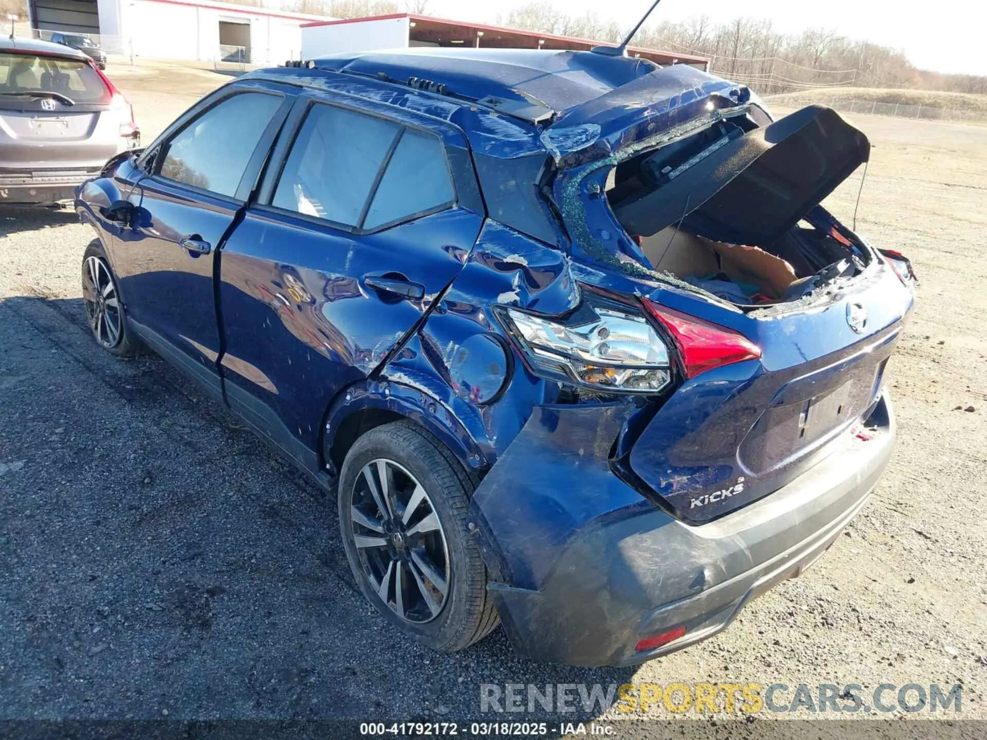 3 Photograph of a damaged car 3N1CP5CU5KL518375 NISSAN KICKS 2019