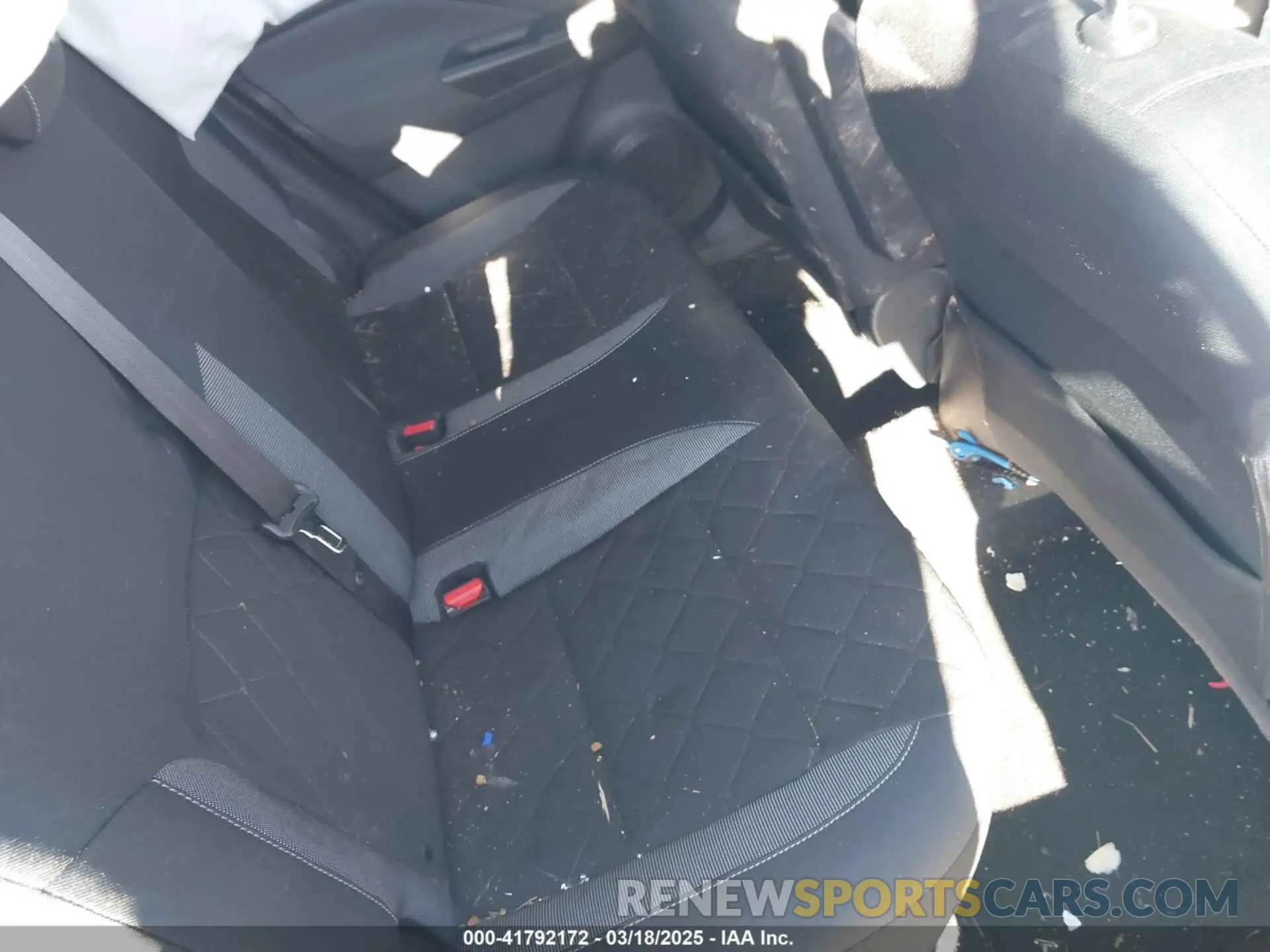 8 Photograph of a damaged car 3N1CP5CU5KL518375 NISSAN KICKS 2019