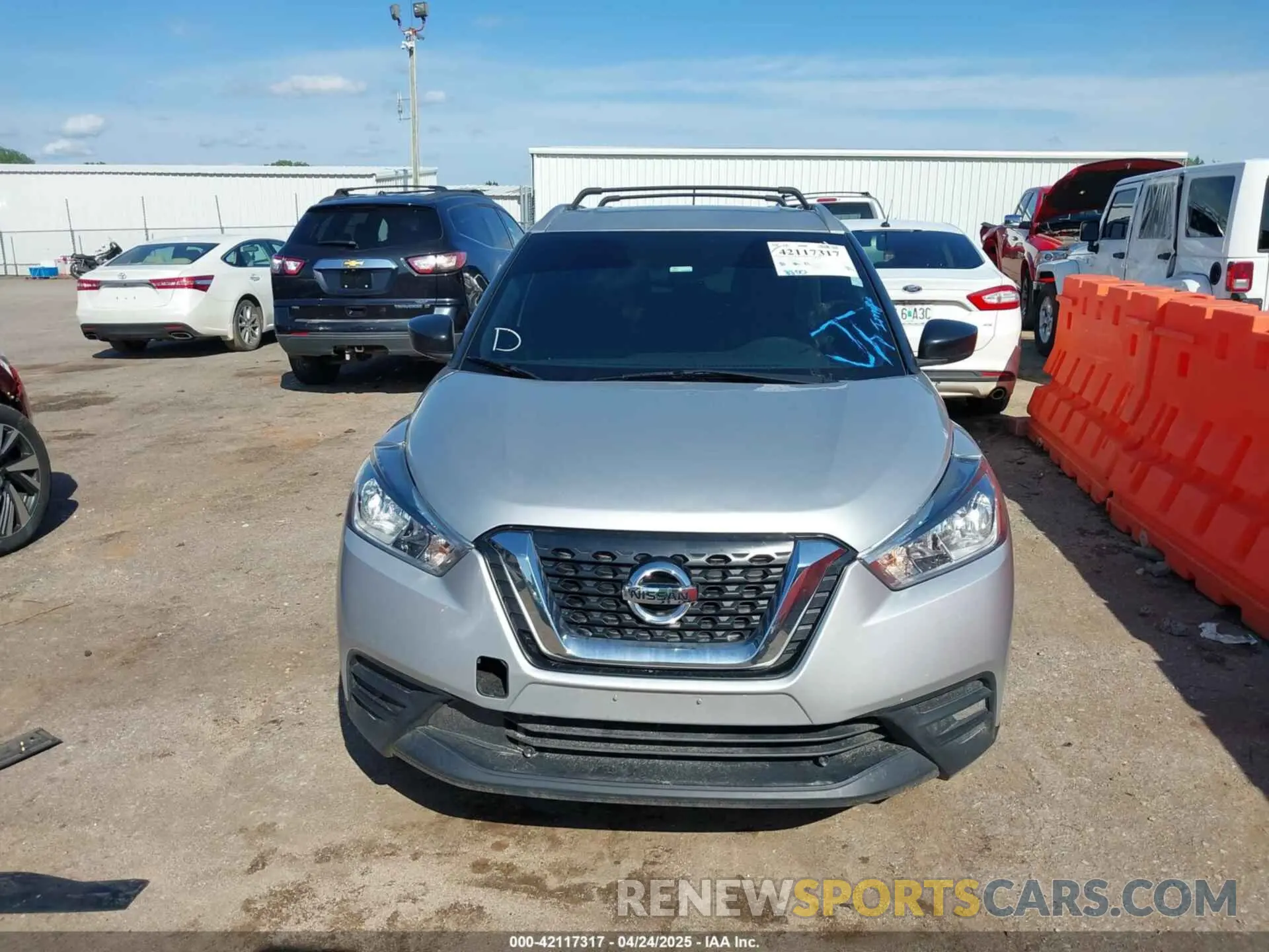 11 Photograph of a damaged car 3N1CP5CU5KL518974 NISSAN KICKS 2019