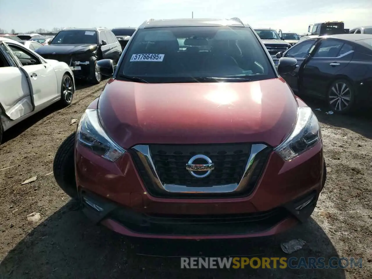 5 Photograph of a damaged car 3N1CP5CU5KL526881 NISSAN KICKS 2019