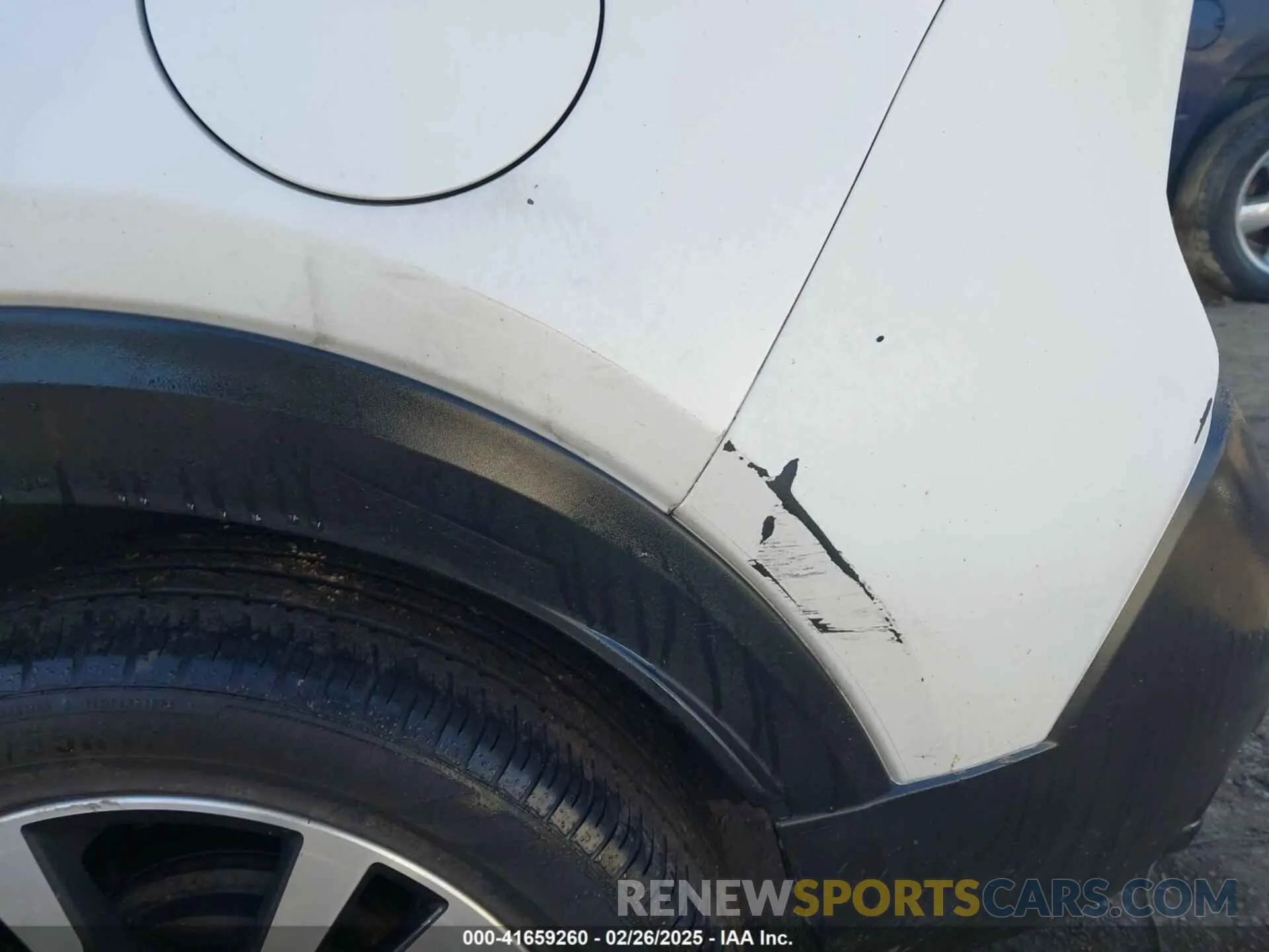 18 Photograph of a damaged car 3N1CP5CU5KL550663 NISSAN KICKS 2019