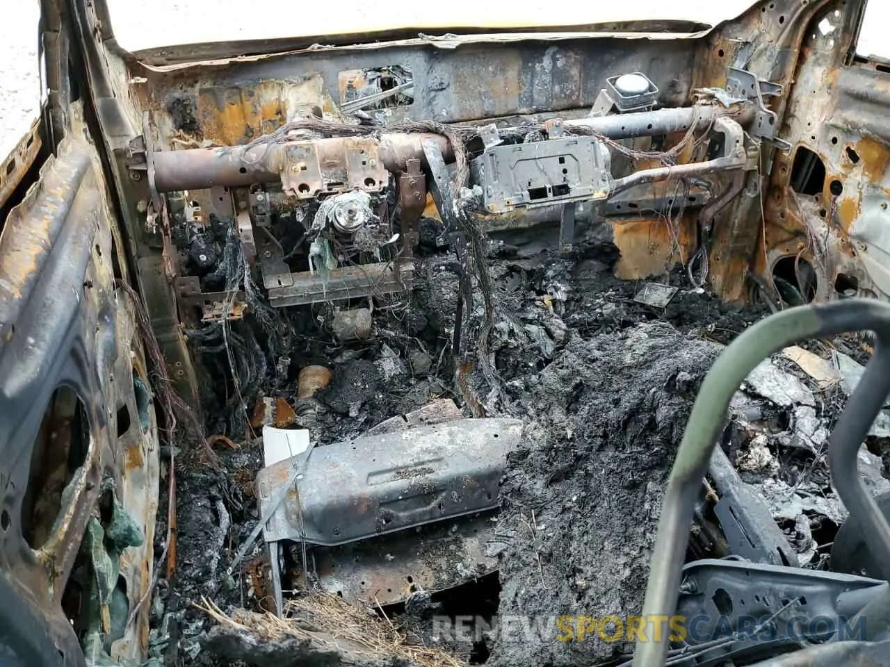 8 Photograph of a damaged car 3N1CP5CU5KL552607 NISSAN KICKS 2019