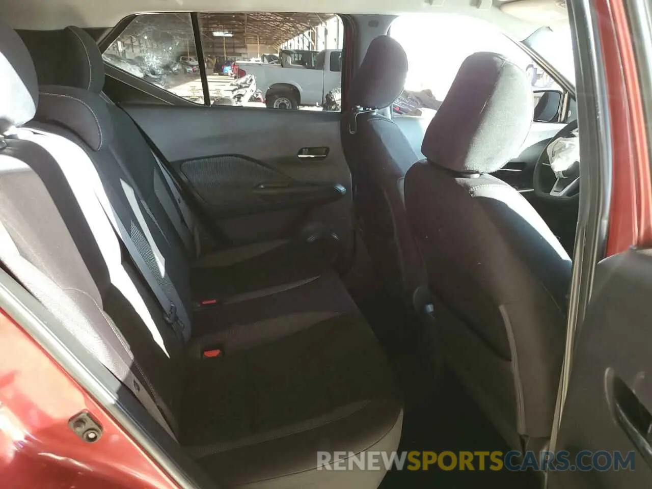11 Photograph of a damaged car 3N1CP5CU5KL555023 NISSAN KICKS 2019