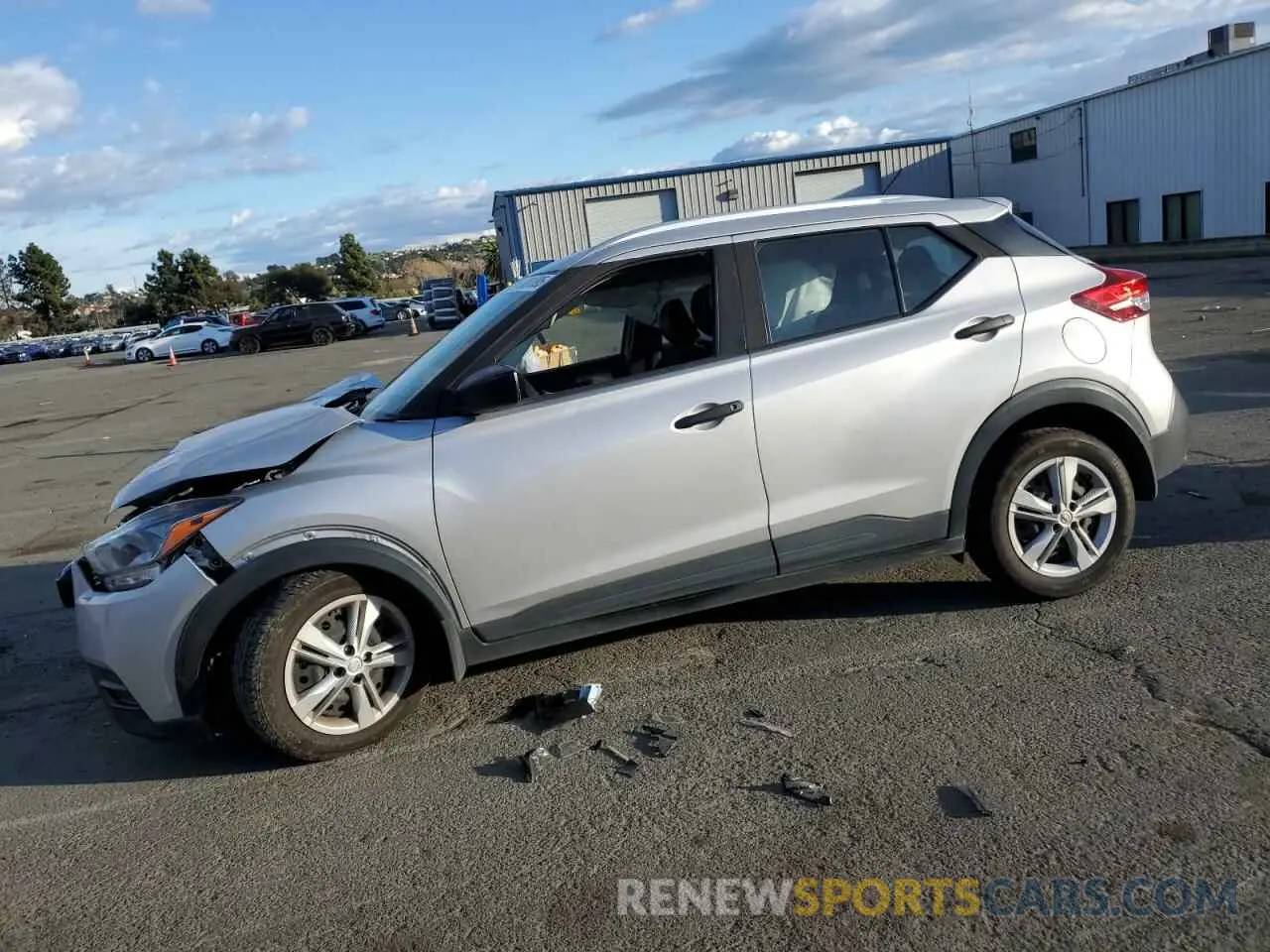 1 Photograph of a damaged car 3N1CP5CU5KL557449 NISSAN KICKS 2019