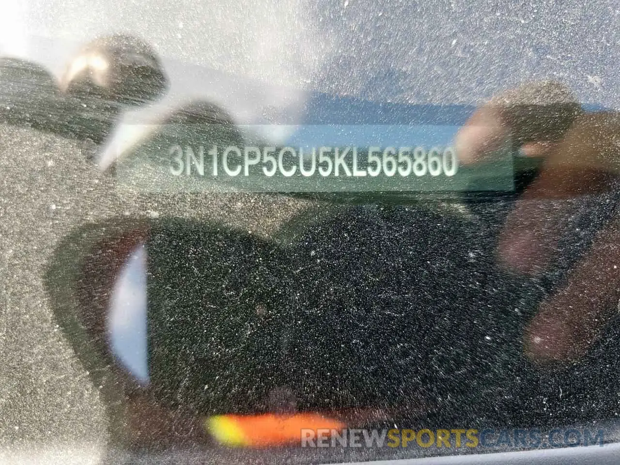 12 Photograph of a damaged car 3N1CP5CU5KL565860 NISSAN KICKS 2019