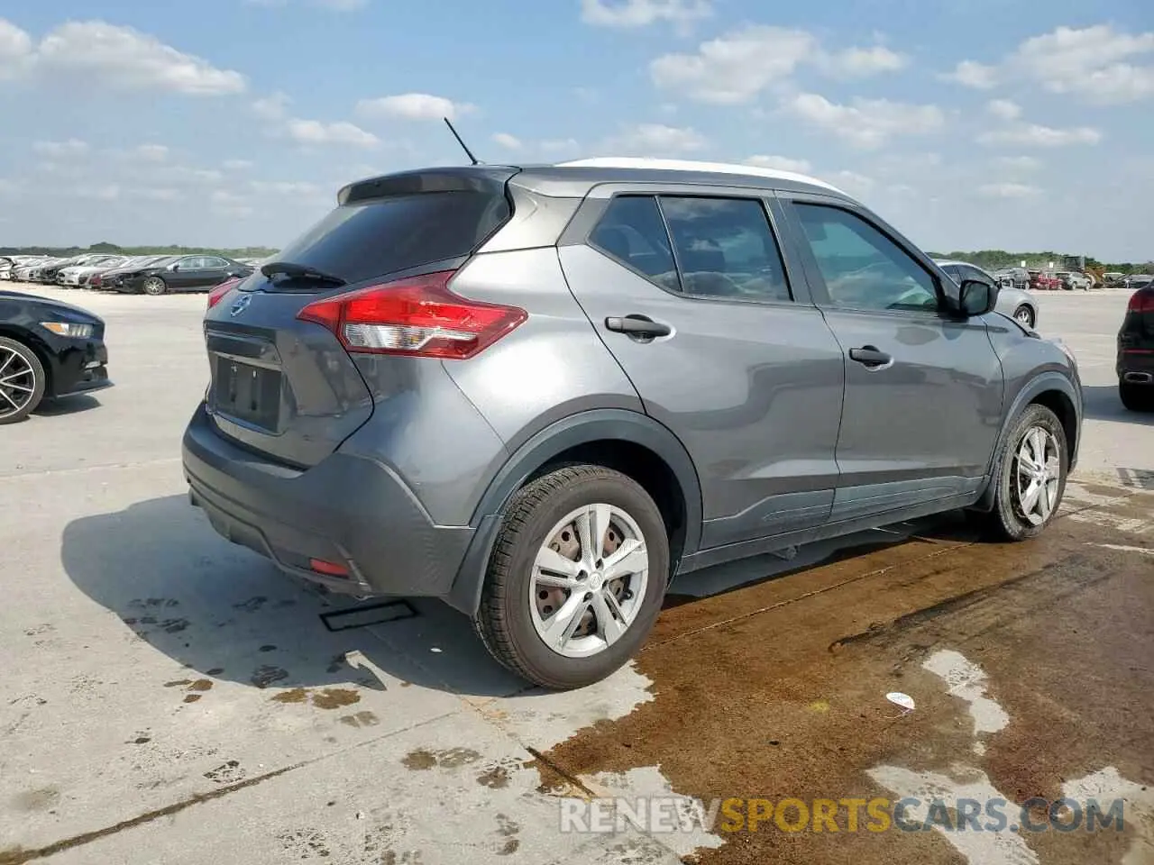 3 Photograph of a damaged car 3N1CP5CU5KL565860 NISSAN KICKS 2019