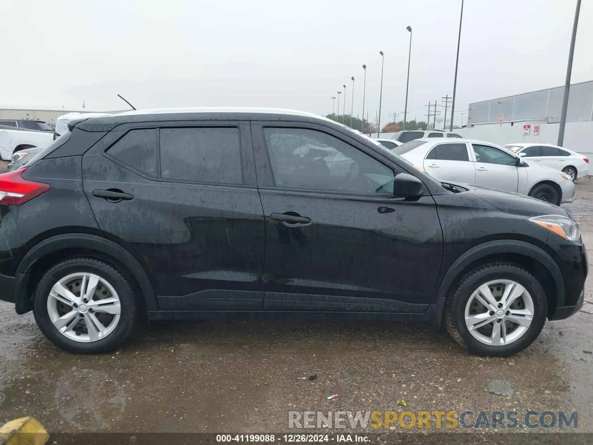 12 Photograph of a damaged car 3N1CP5CU5KL566104 NISSAN KICKS 2019