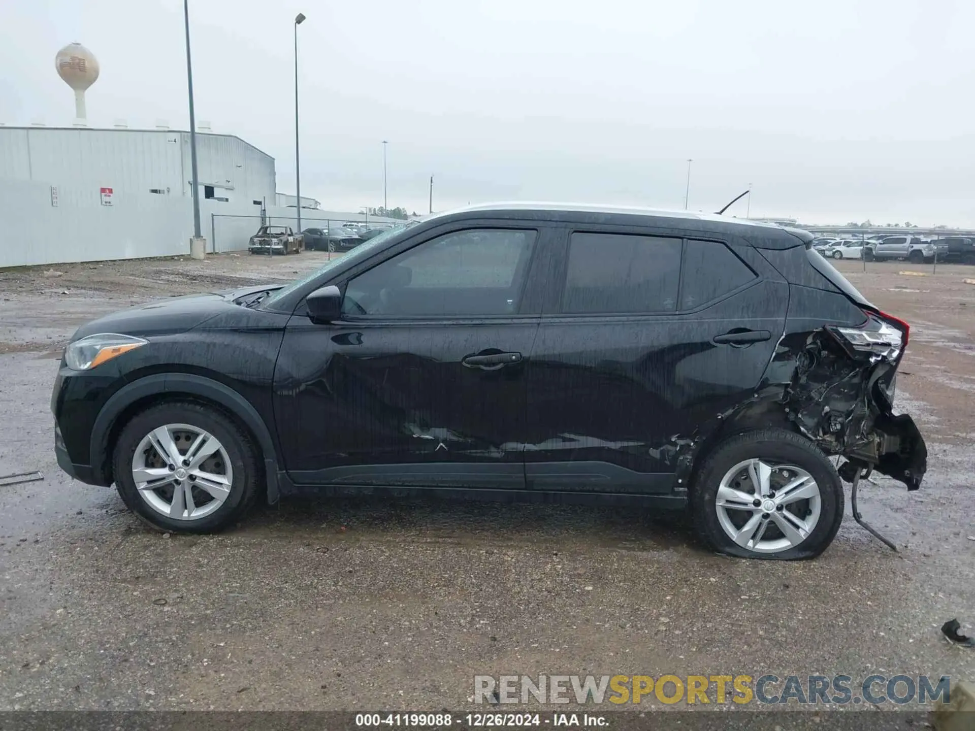 13 Photograph of a damaged car 3N1CP5CU5KL566104 NISSAN KICKS 2019