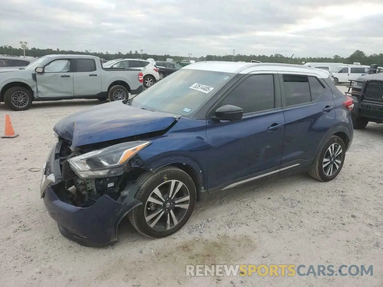 1 Photograph of a damaged car 3N1CP5CU6KL484186 NISSAN KICKS 2019