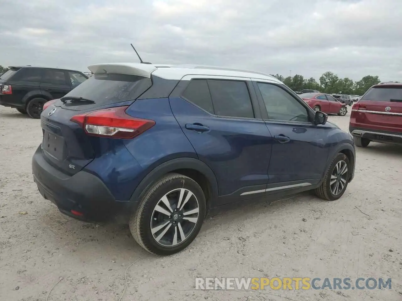 3 Photograph of a damaged car 3N1CP5CU6KL484186 NISSAN KICKS 2019